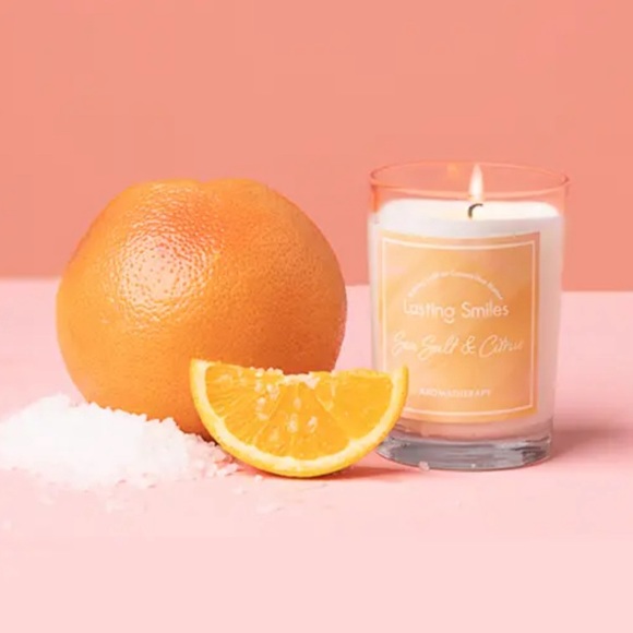 Lasting Smiles Sea Salt & Citrus Candle - Picture 3 of 5